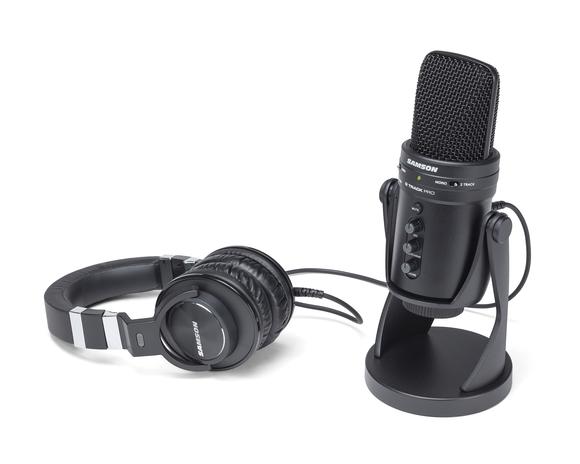 G-Track-Pro-Z55-Headphones-display